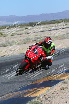 media/Apr-13-2024-SoCal Trackdays (Sat) [[f1617382bd]]/2-Turn 9 Inside (950am)/